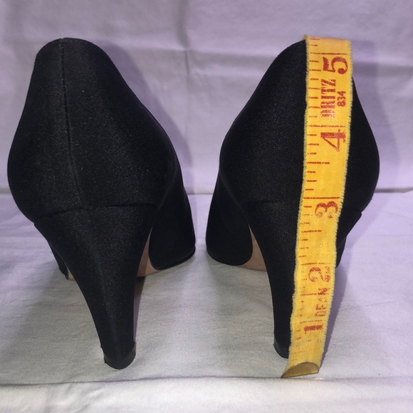 Evan-Picone “Grace,” Black Arianna Silk Pumps/Heels, W7.5M, w/3” heel - Picture 7 of 15